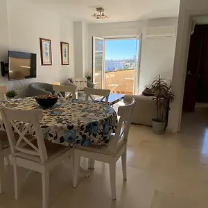 https://penthouse-benalmadena-parque-de-la-paloma.es-andalucia.com